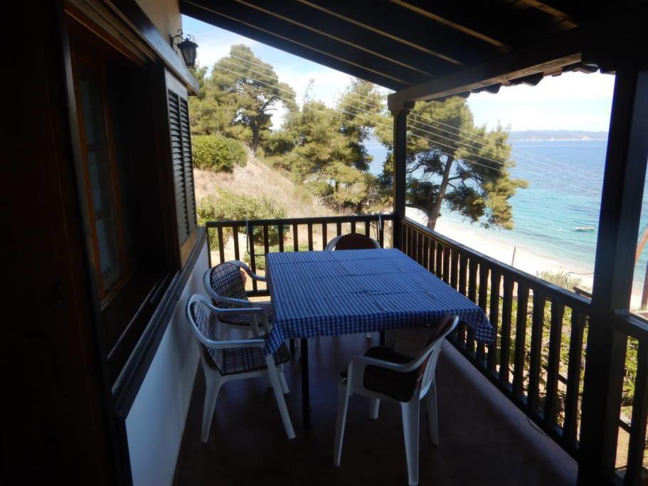 Sangue Blu Beachfront Villa Apartment Agios Nikolaos  Exterior photo