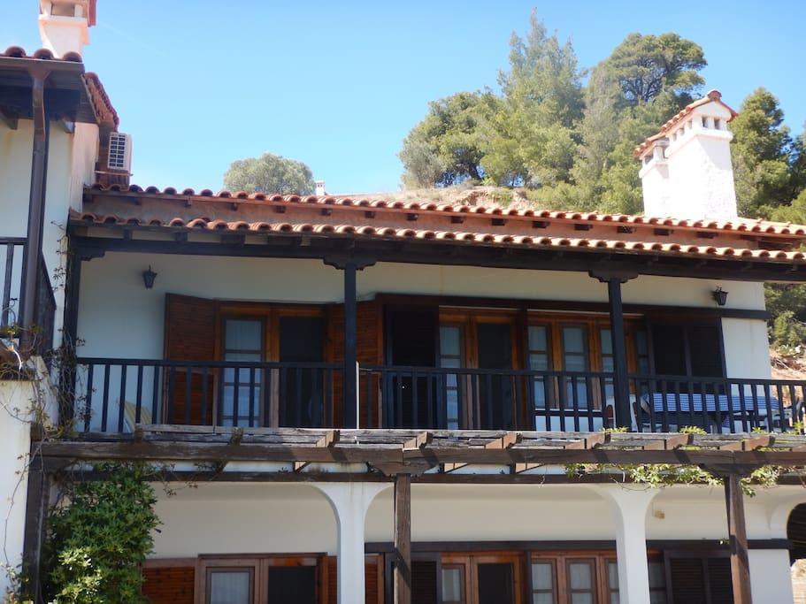 Sangue Blu Beachfront Villa Apartment Agios Nikolaos  Exterior photo