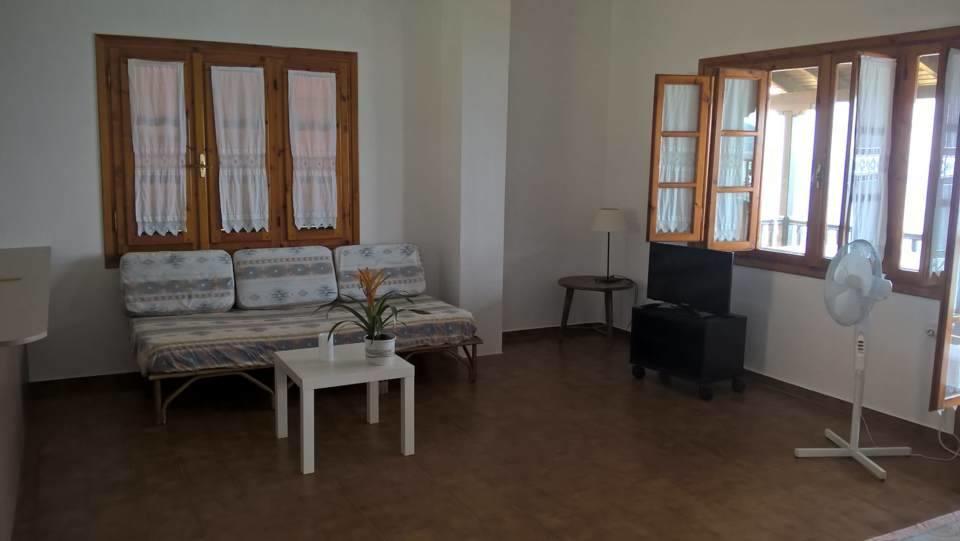 Sangue Blu Beachfront Villa Apartment Agios Nikolaos  Exterior photo